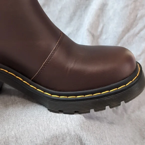 Women Size 10 Dr Martens Spence Pull Up Leather Flared Heel Chelsea Brown Boots
